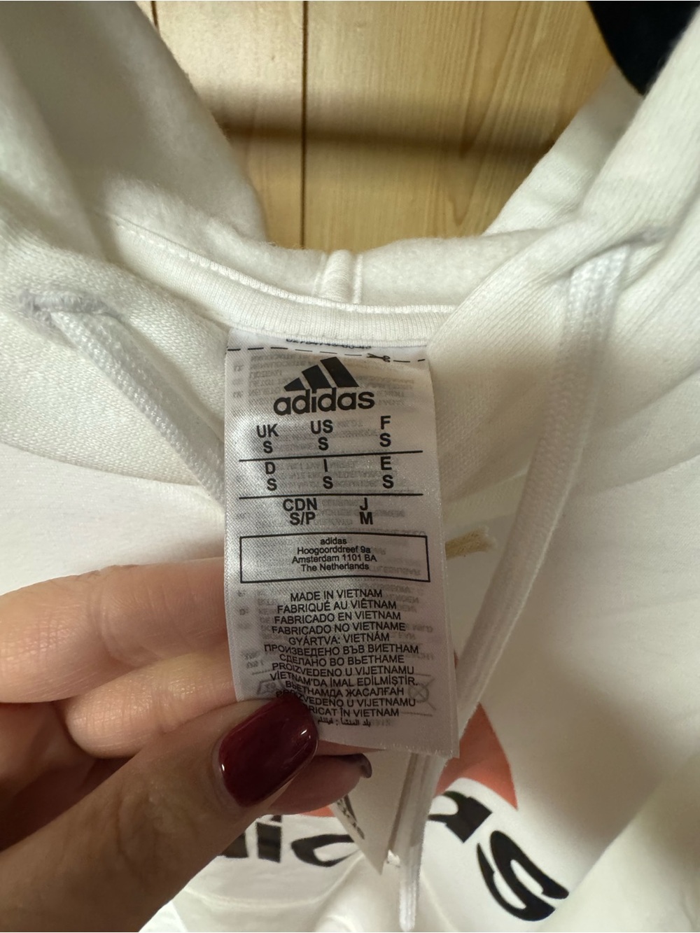 Shirt Subcategory Classification - Picture 4 of 7